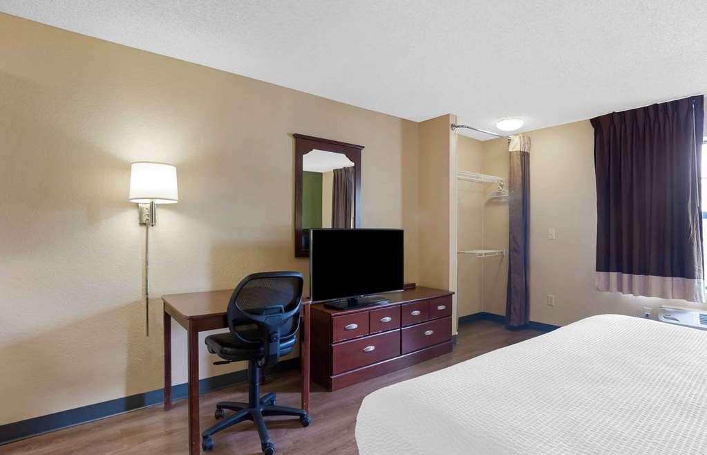 Extended Stay America Suites - Colorado Springs - West Chambre photo